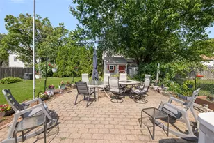 28 Lincoln Ave, Cranston, RI 02920 - Photo 33