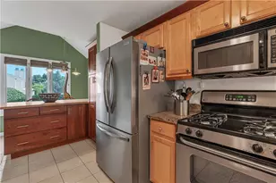 80 Fisher Rd, Cumberland, RI 02864 - Photo 5