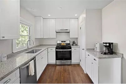 254 Mount Pleasant Avenue, Providence, RI 02908 - Photo 17