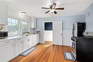 12 Blackstone St, Cumberland, RI 02864 - Photo 9