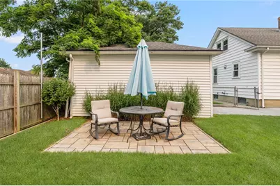 76 Myrtle Avenue, Cranston, RI 02910 - Photo 29