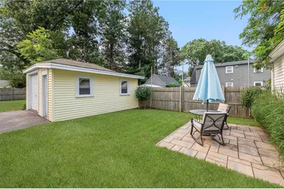 76 Myrtle Avenue, Cranston, RI 02910 - Photo 31