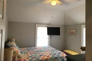 98 Alden Ave, Warwick, RI 02889 - Photo 15