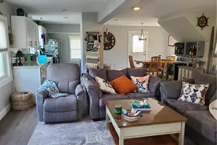 98 Alden Ave, Warwick, RI 02889 - Photo 13