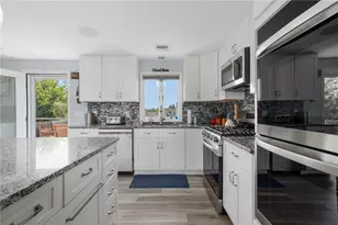46 Exeter Blvd, Narragansett, RI 02882 - Photo 9