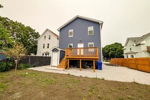 139 Benedict St, Providence, RI 02909 - Photo 11