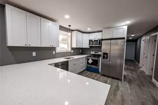 139 Benedict St, Providence, RI 02909 - Photo 15