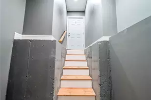139 Benedict St, Providence, RI 02909 - Photo 35