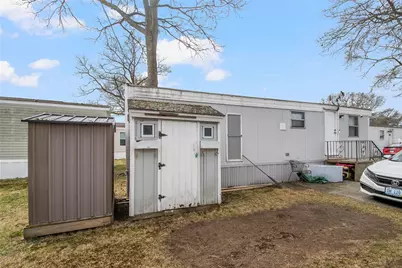 719 Forest Park, Middletown, RI 02842 - Photo 7