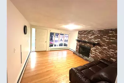 8 Ashby Street, Johnston, RI 02919 - Photo 5