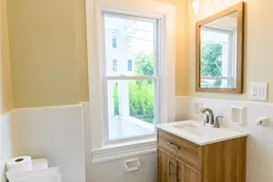 15 Redfern St, North Providence, RI 02911 - Photo 11