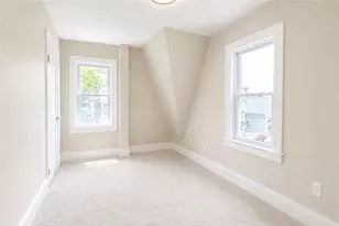 15 Redfern St, North Providence, RI 02911 - Photo 27