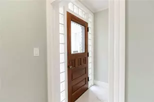 15 Redfern St, North Providence, RI 02911 - Photo 7