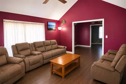 3 Meadow Circle, Barrington, RI 02806 - Photo 7