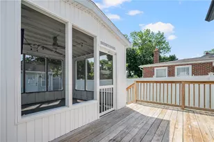 45 Burnett St, Johnston, RI 02919 - Photo 11