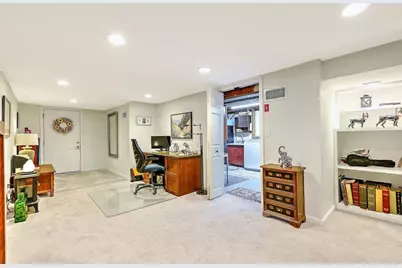 8 Halsey Street, North Providence, RI 02911 - Photo 19