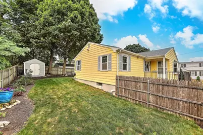 8 Halsey Street, North Providence, RI 02911 - Photo 27