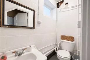 31 Foster St, Pawtucket, RI 02861 - Photo 13