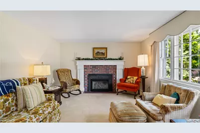 32 Short Road, North Kingstown, RI 02852 - Photo 9