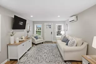 230 Cedar Ave, Portsmouth, RI 02871 - Photo 13