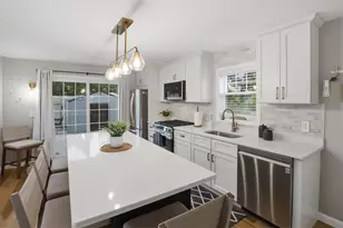 230 Cedar Ave, Portsmouth, RI 02871 - Photo 9