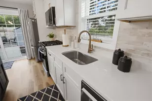 230 Cedar Ave, Portsmouth, RI 02871 - Photo 7