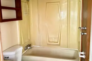836 Forest Park Ave, Middletown, RI 02842 - Photo 7