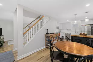 208 Marlborough St, East Greenwich, RI 02818 - Photo 15