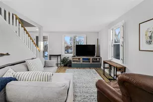 208 Marlborough St, East Greenwich, RI 02818 - Photo 7