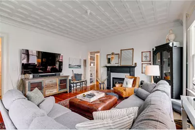 569 Spring Street #2, Newport, RI 02840 - Photo 3