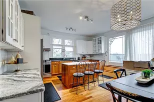 569 Spring St, Newport, RI 02840 - Photo 5