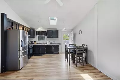 25 Oakridge Court, Warwick, RI 02886 - Photo 7