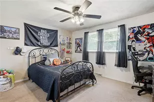 25 Oakridge Ct, Warwick, RI 02886 - Photo 13