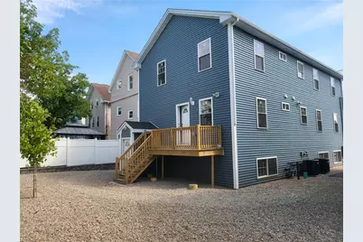 729 Potters Avenue, Providence, RI 02907 - Photo 5