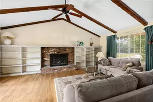 20 Adirondack Dr, East Greenwich, RI 02818 - Photo 1