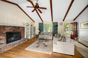 20 Adirondack Dr, East Greenwich, RI 02818 - Photo 3