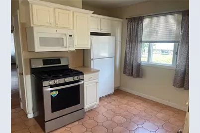 22 Sheffield Avenue #1st Floor, North Providence, RI 02911 - Photo 5