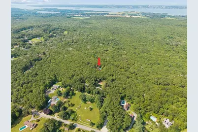 840 Lake Road, Tiverton, RI 02878 - Photo 7