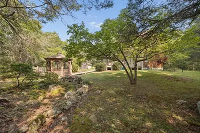 840 Lake Road, Tiverton, RI 02878 - Photo 17