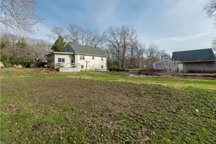 48 Colvintown Rd, Coventry, RI 02816 - Photo 17