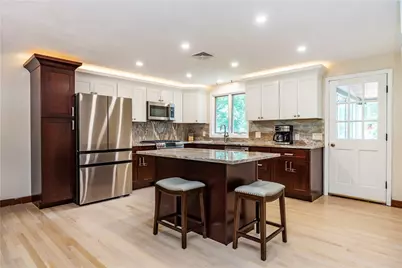 41 Mount View Avenue, North Kingstown, RI 02852 - Photo 15