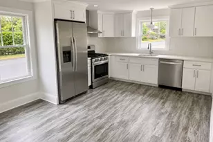 49 Metropolitian Park Dr, East Providence, RI 02915 - Photo 3