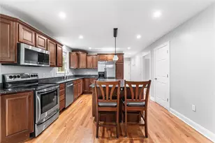 20 Wheelock Ave, Cranston, RI 02920 - Photo 11