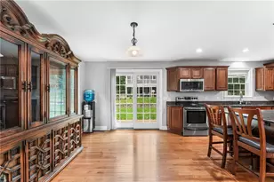 20 Wheelock Ave, Cranston, RI 02920 - Photo 9