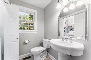 20 Wheelock Ave, Cranston, RI 02920 - Photo 13