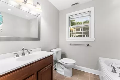 20 Wheelock Avenue, Cranston, RI 02920 - Photo 19