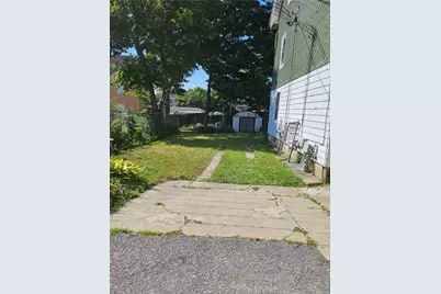 8 Snells Court, West Warwick, RI 02893 - Photo 7