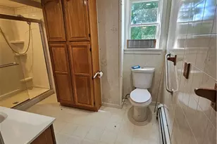 8 Snells Ct, West Warwick, RI 02893 - Photo 11