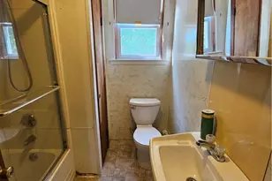 8 Snells Ct, West Warwick, RI 02893 - Photo 23