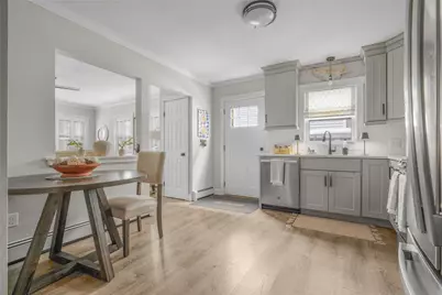381 Wood Street, Bristol, RI 02809 - Photo 11